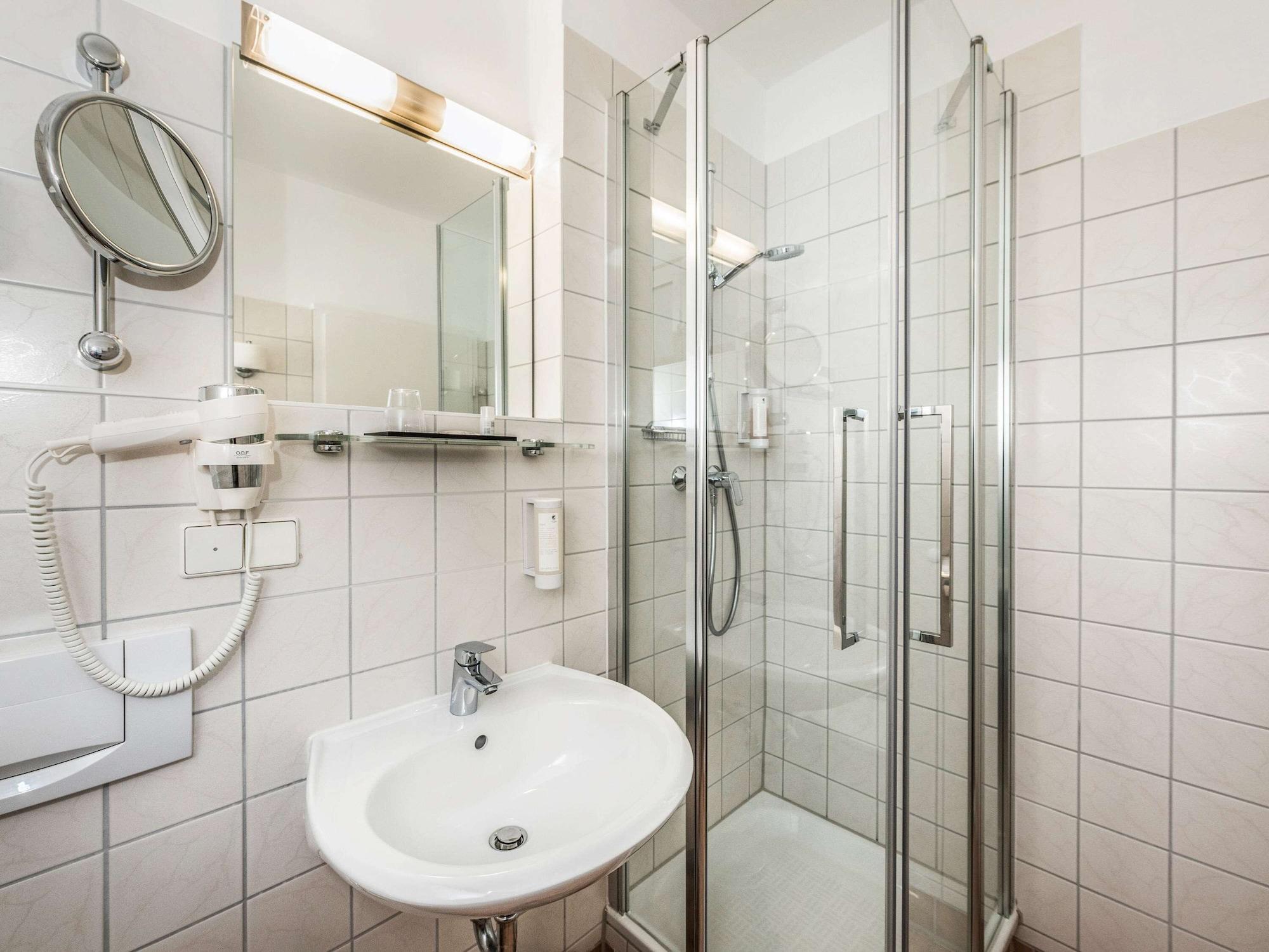 Ibis Styles Offenburg City Bagian luar foto