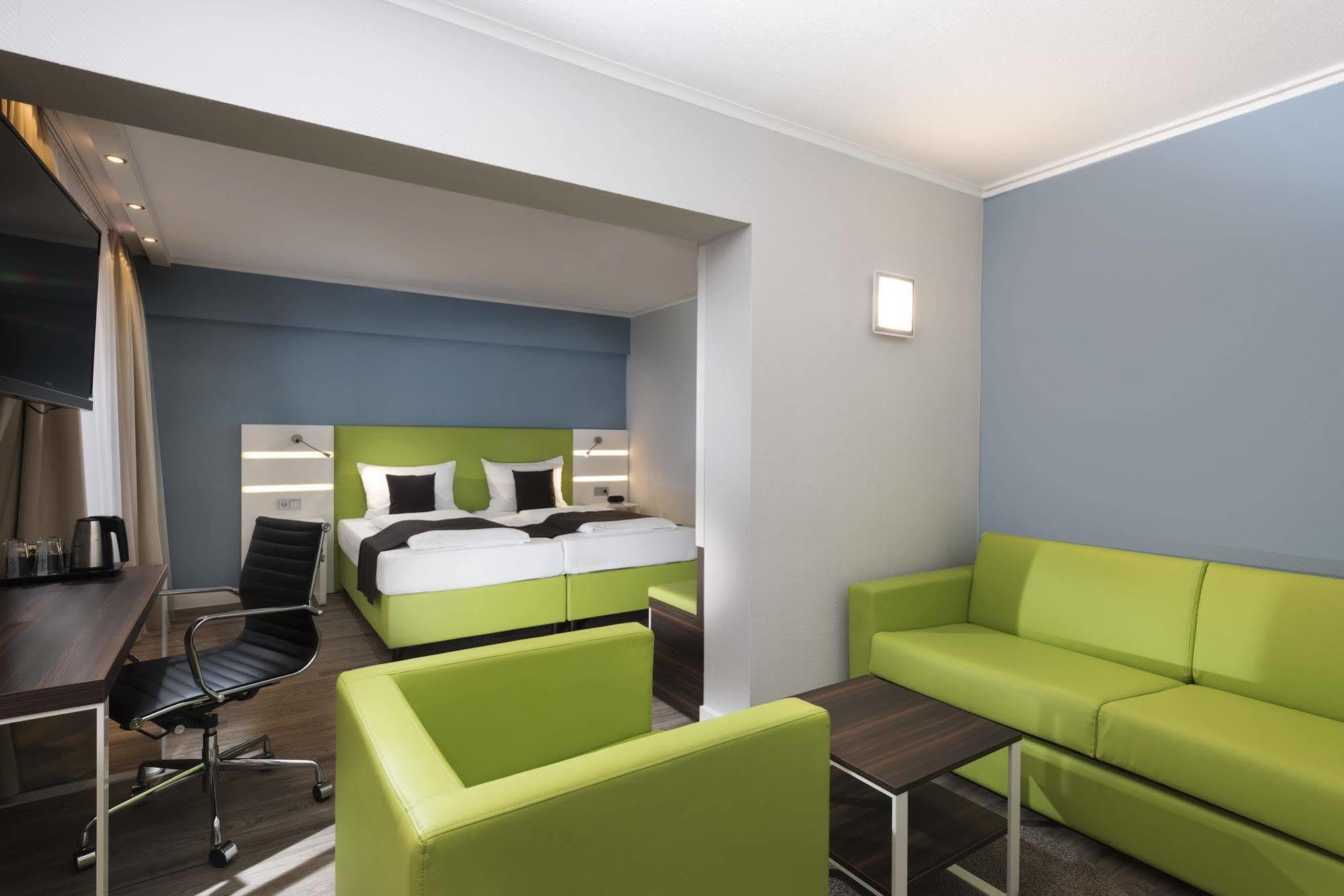 Ibis Styles Offenburg City Bagian luar foto