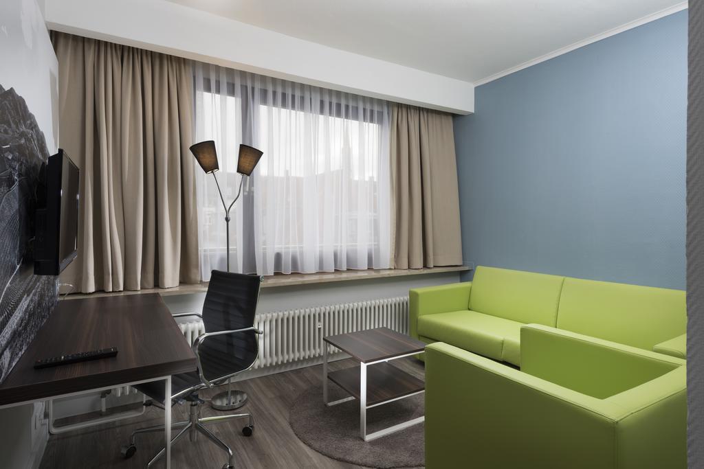 Ibis Styles Offenburg City Ruang foto
